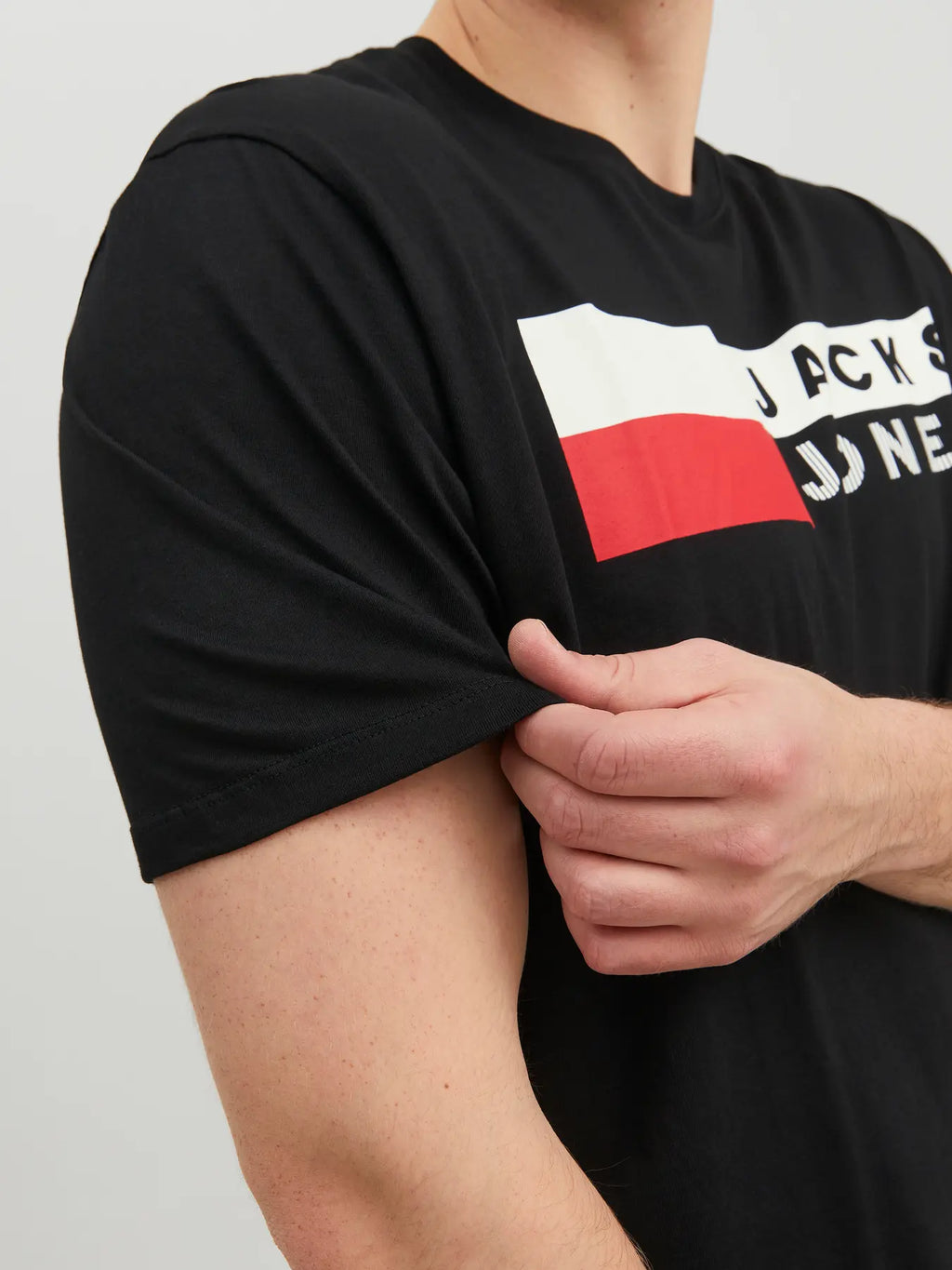 T-Shirt CORP LOGO TEE SS O-NECK